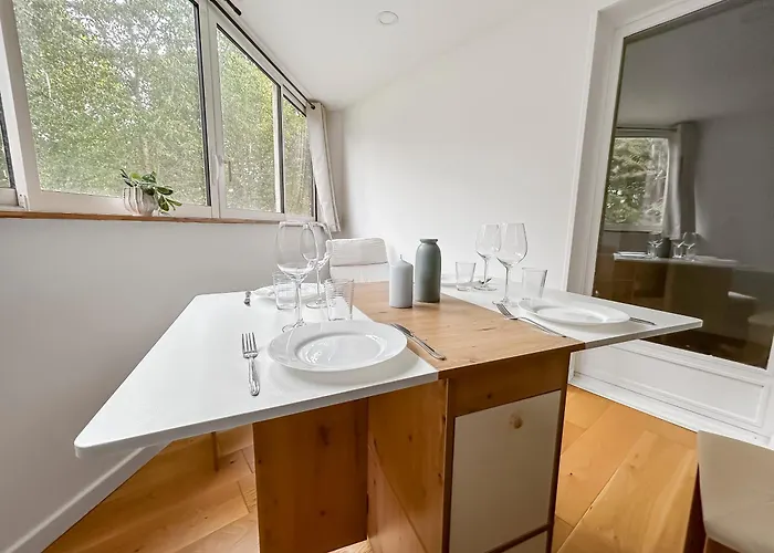 Sejour De Charme A Cabourg, Proche Apartment